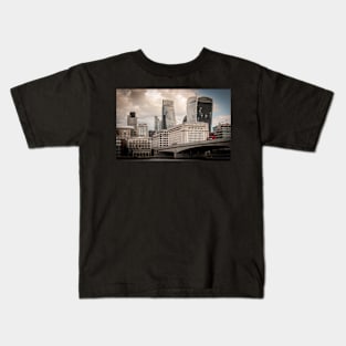 London skyline Kids T-Shirt